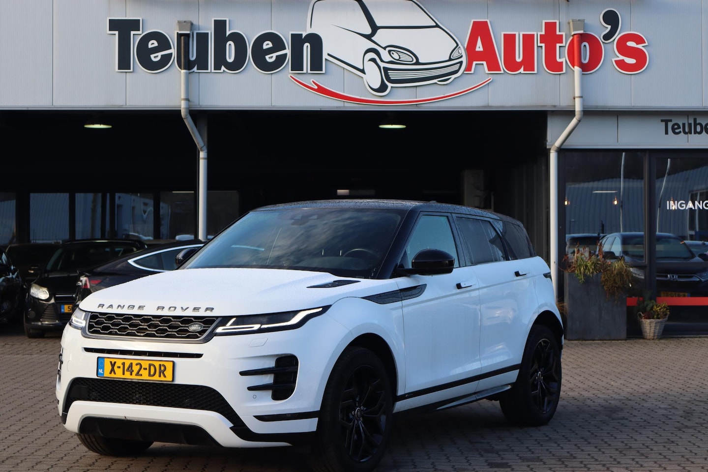 Land Rover Range Rover Evoque - 2.0 P200 AWD SE Virtual Cockpit, Apple Carplay, Navigatie, Cruise control, Panoramadak, Le - AutoWereld.nl