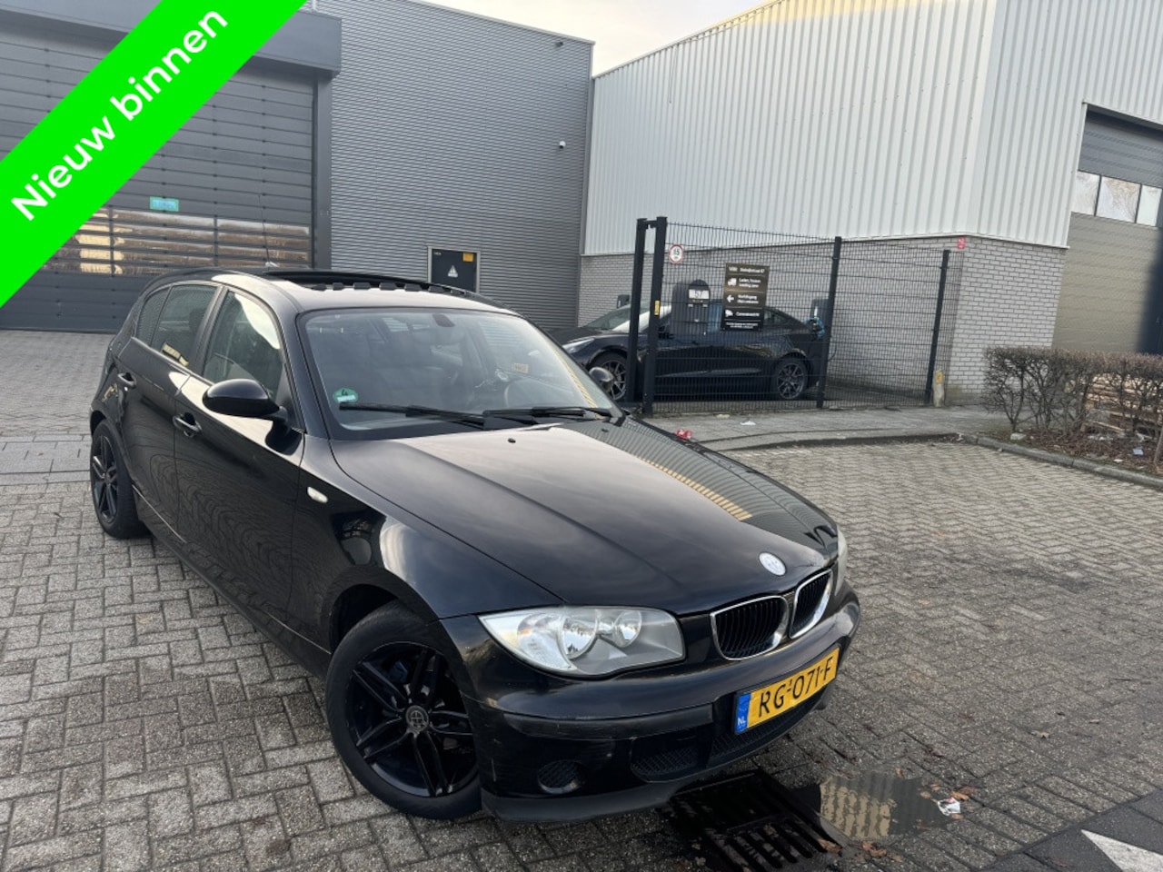 BMW 1-serie - 116i Panoramadak - AutoWereld.nl