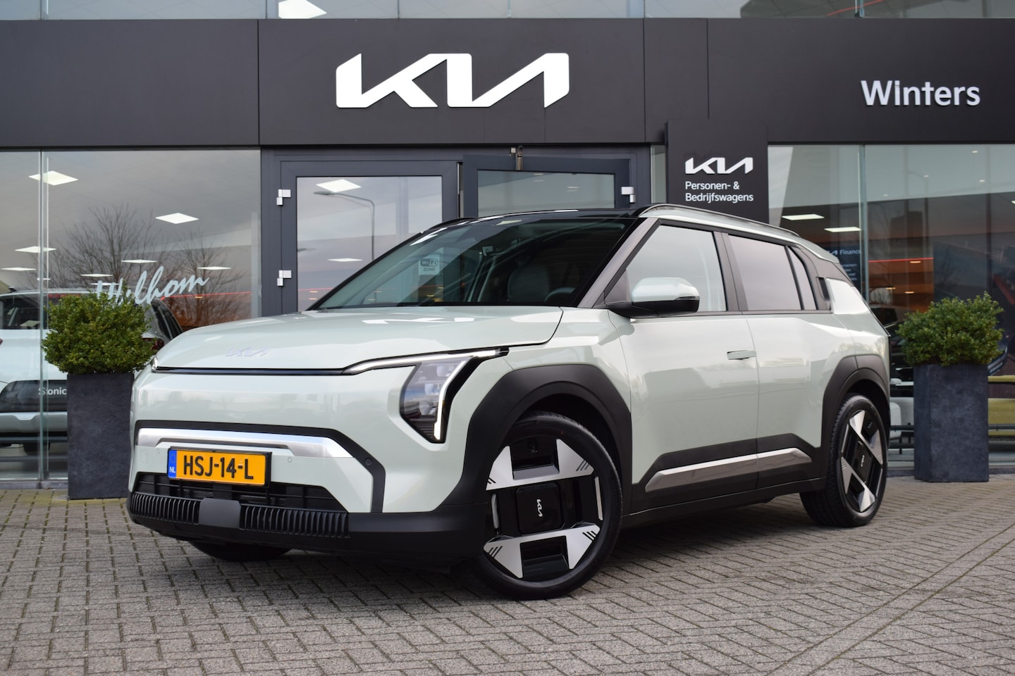 Kia EV3 - Plus Advanced 81.4 kWh Stuur + Stoelverwarming | 360° camera | Adaptieve Cruise Control | - AutoWereld.nl