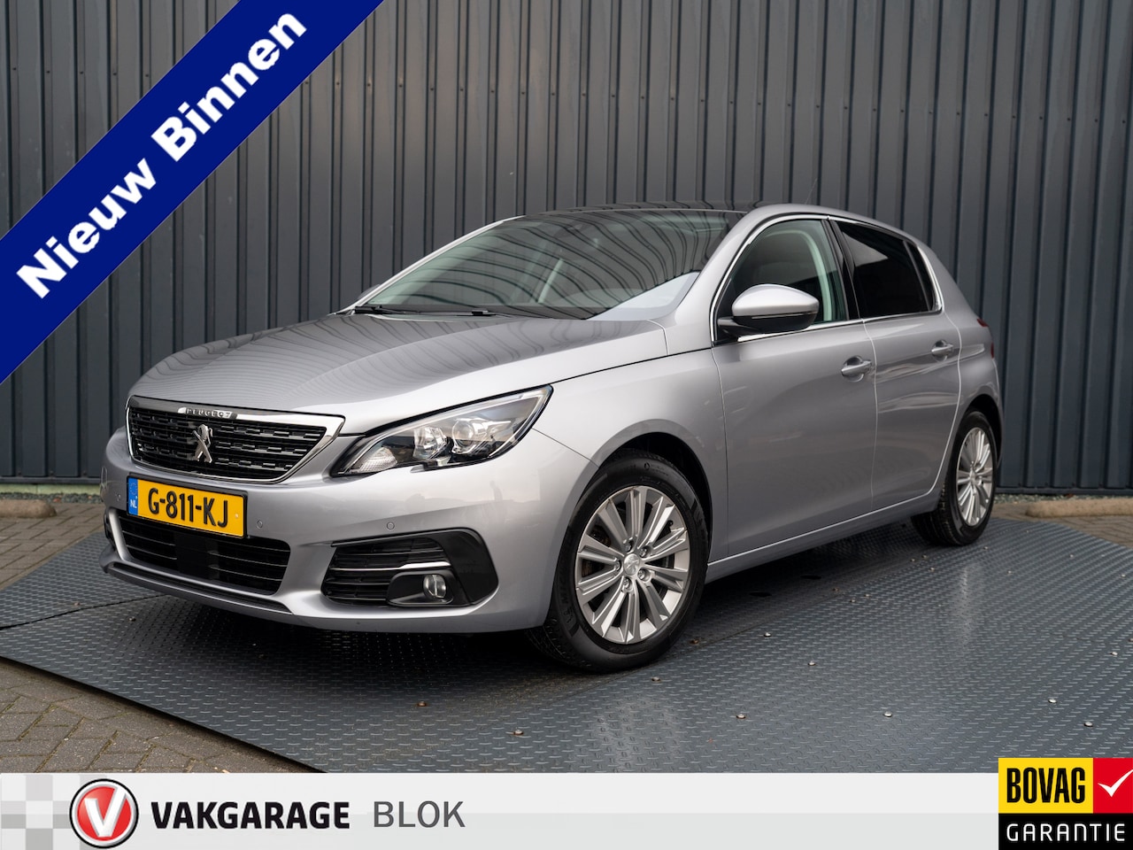 Peugeot 308 - 1.2 PureTech 130Pk Blue Lease Premium | Camera | Panodak | Stoelverw. | Prijs Rijklaar!! - AutoWereld.nl