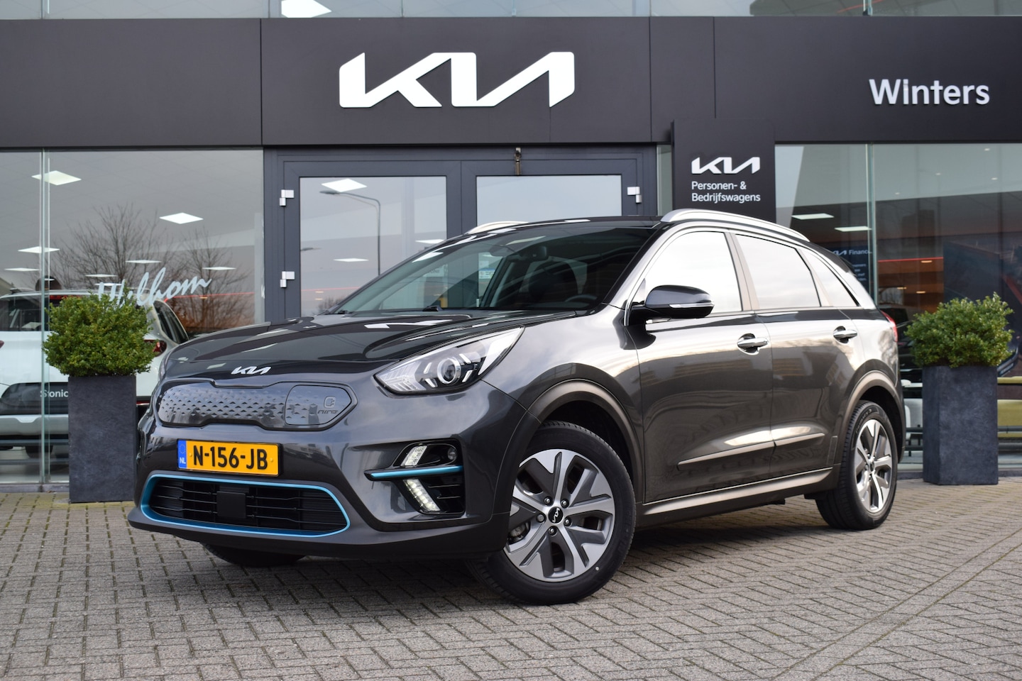 Kia e-Niro - Edition 64 kWh Trekhaak | Adaptieve Cruise Control | Stuur + Stoelverwarming - AutoWereld.nl