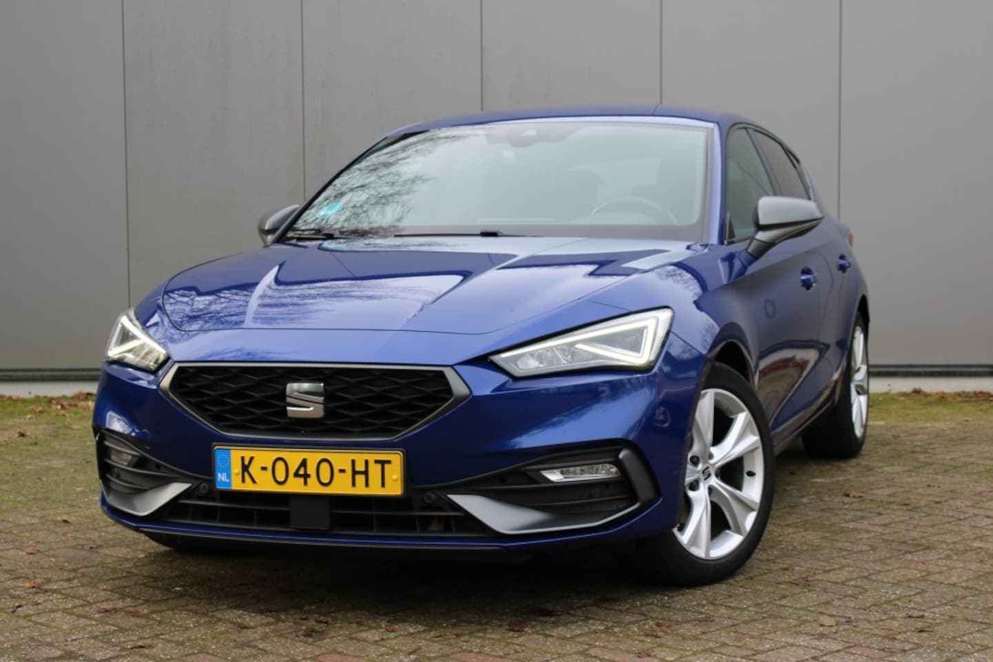 SEAT Leon - FR Business Intense - AutoWereld.nl