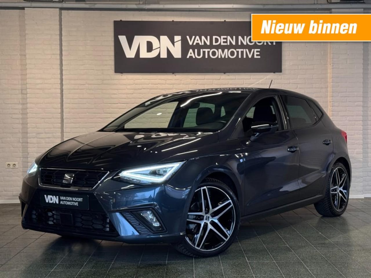SEAT Ibiza - 1.0 TSI FR Business Intense Virtual Sfeerv ACC Camera 18'' - AutoWereld.nl