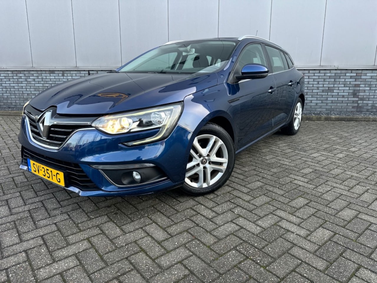 Renault Mégane Estate - Estate 1.3 TCe Zen Orig Nederlandse auto - AutoWereld.nl