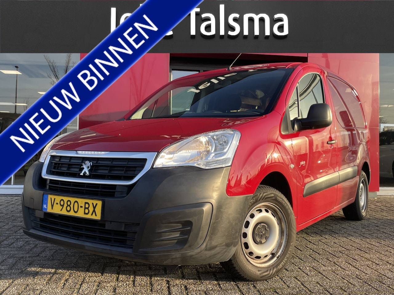 Peugeot Partner - 120 1.6 BlueHDi 75 L1 XR | Ramen achter | Parkeersensoren | Trekhaak - AutoWereld.nl