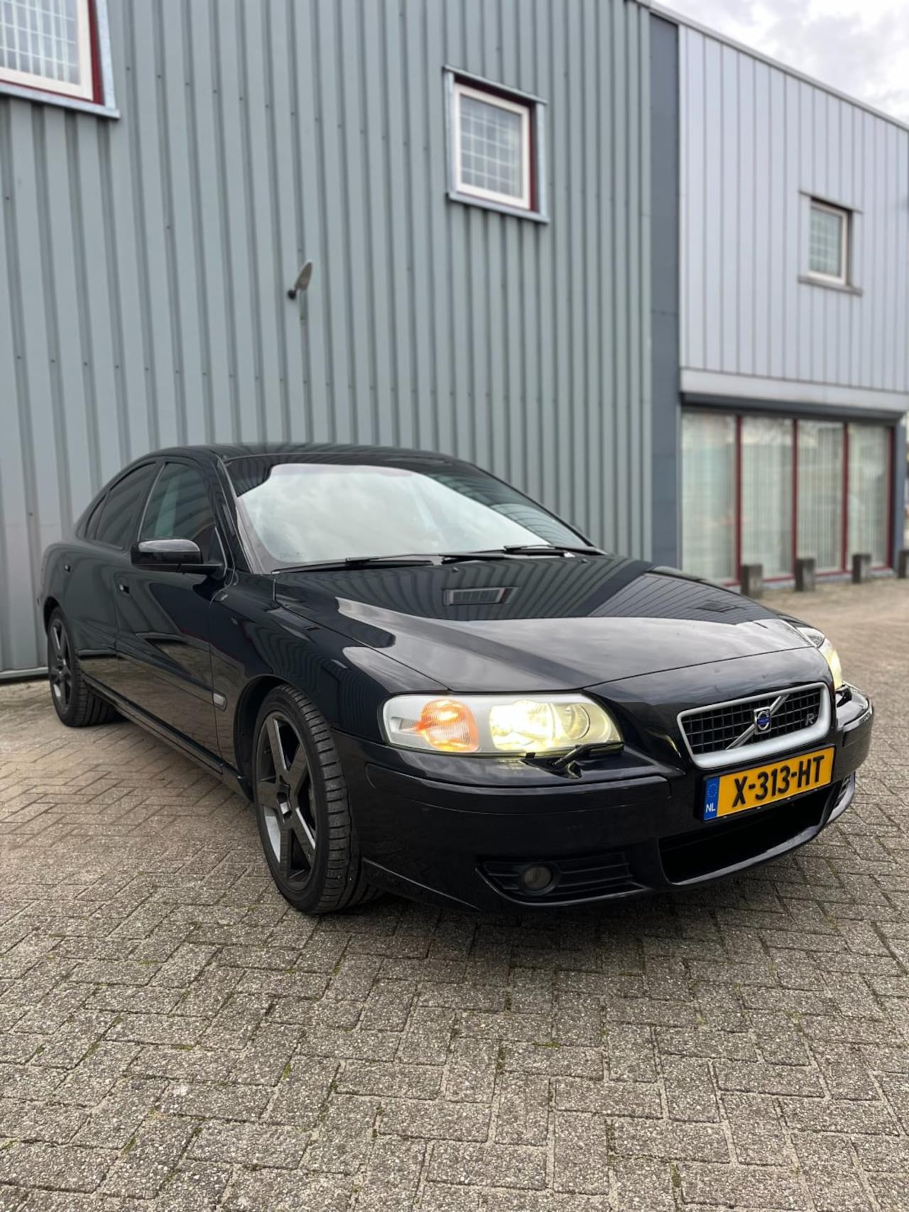 Volvo S60 - 2.5 R eerste eigenaar - AutoWereld.nl