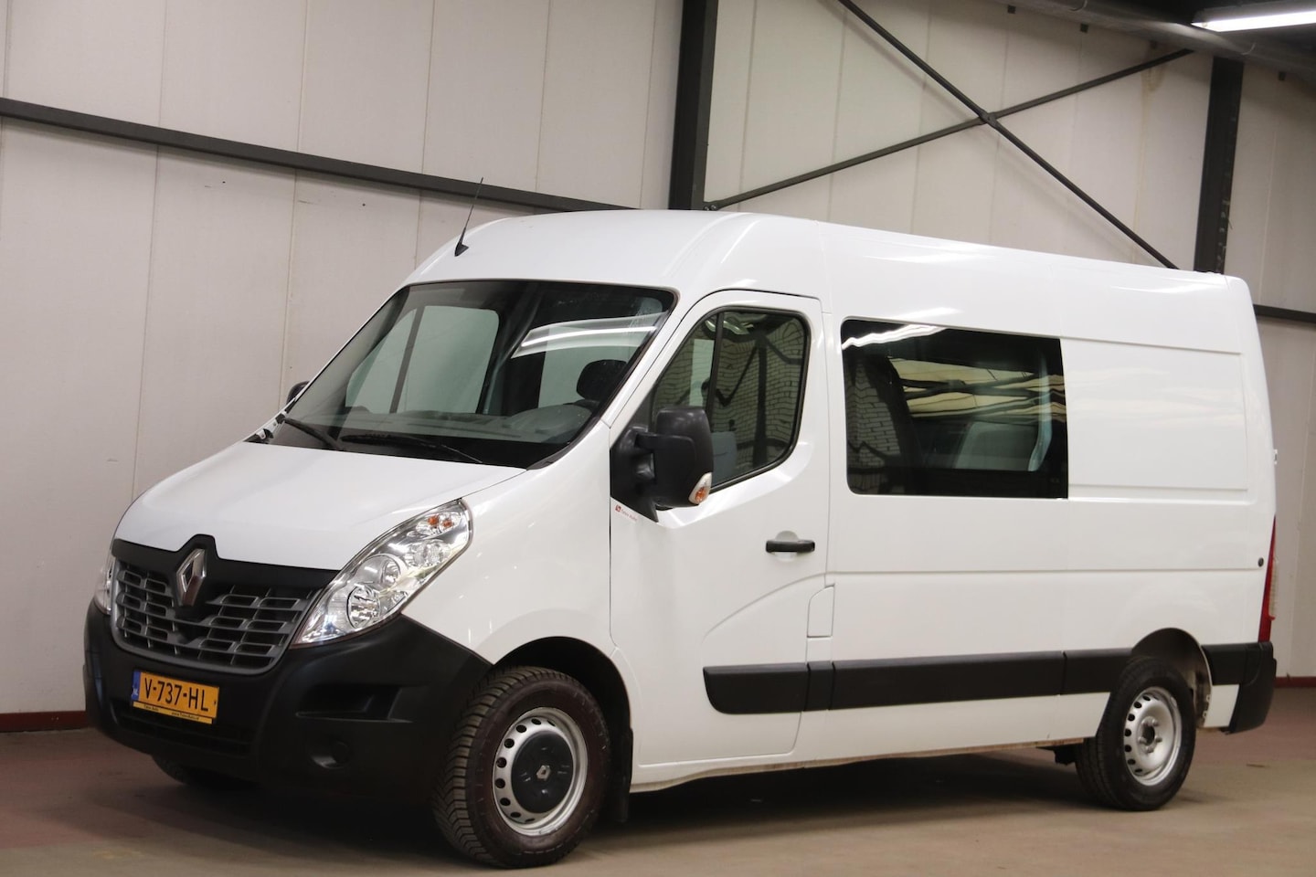 Renault Master - T35 2.3 dCi L2H2 DUBBEL CABINE TREKHAAK - AutoWereld.nl