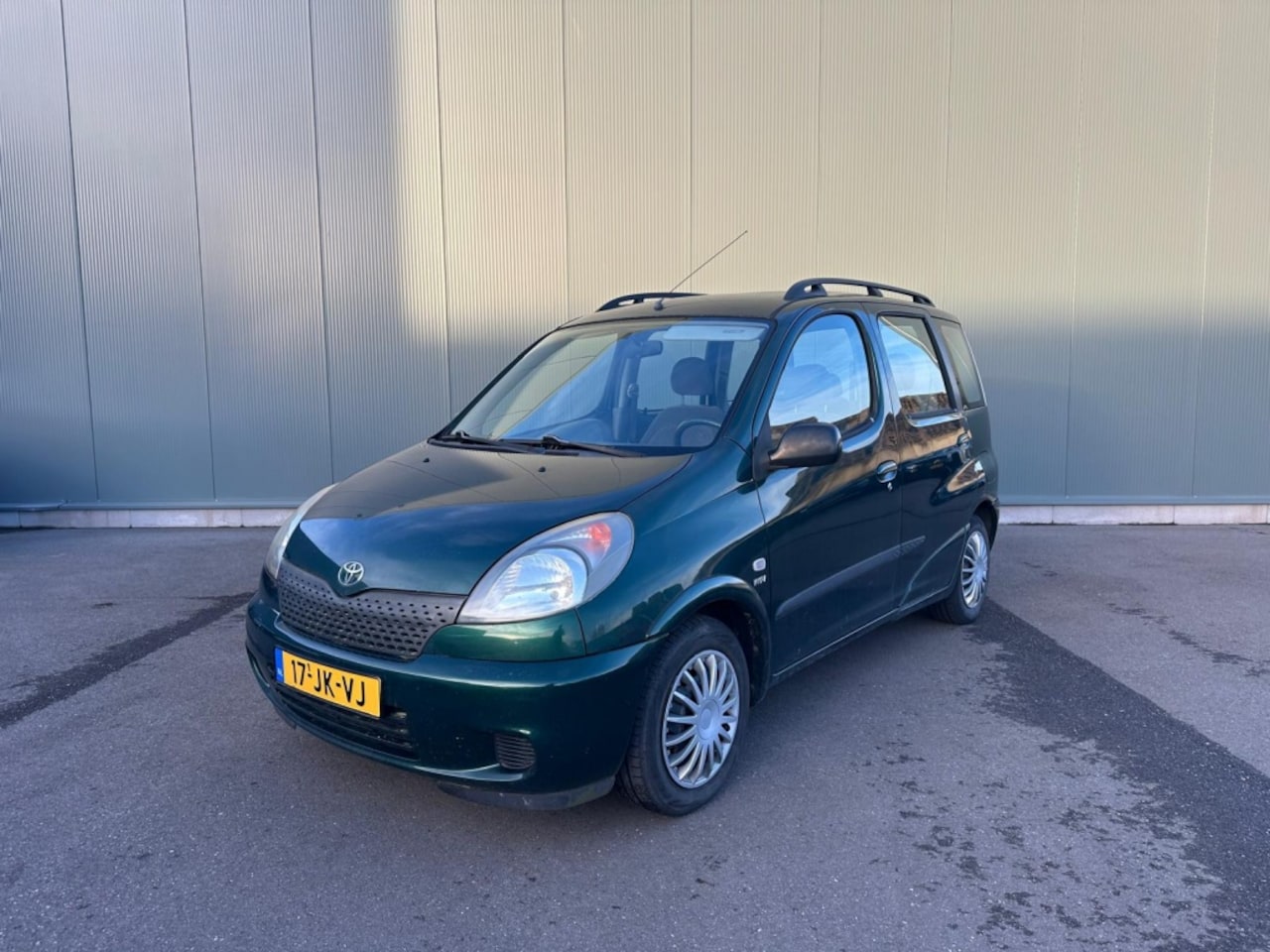 Toyota Yaris Verso - 1.3-16V VVT-i Sol 1.3-16V VVT-i Sol AIRCO | NAP ! - AutoWereld.nl