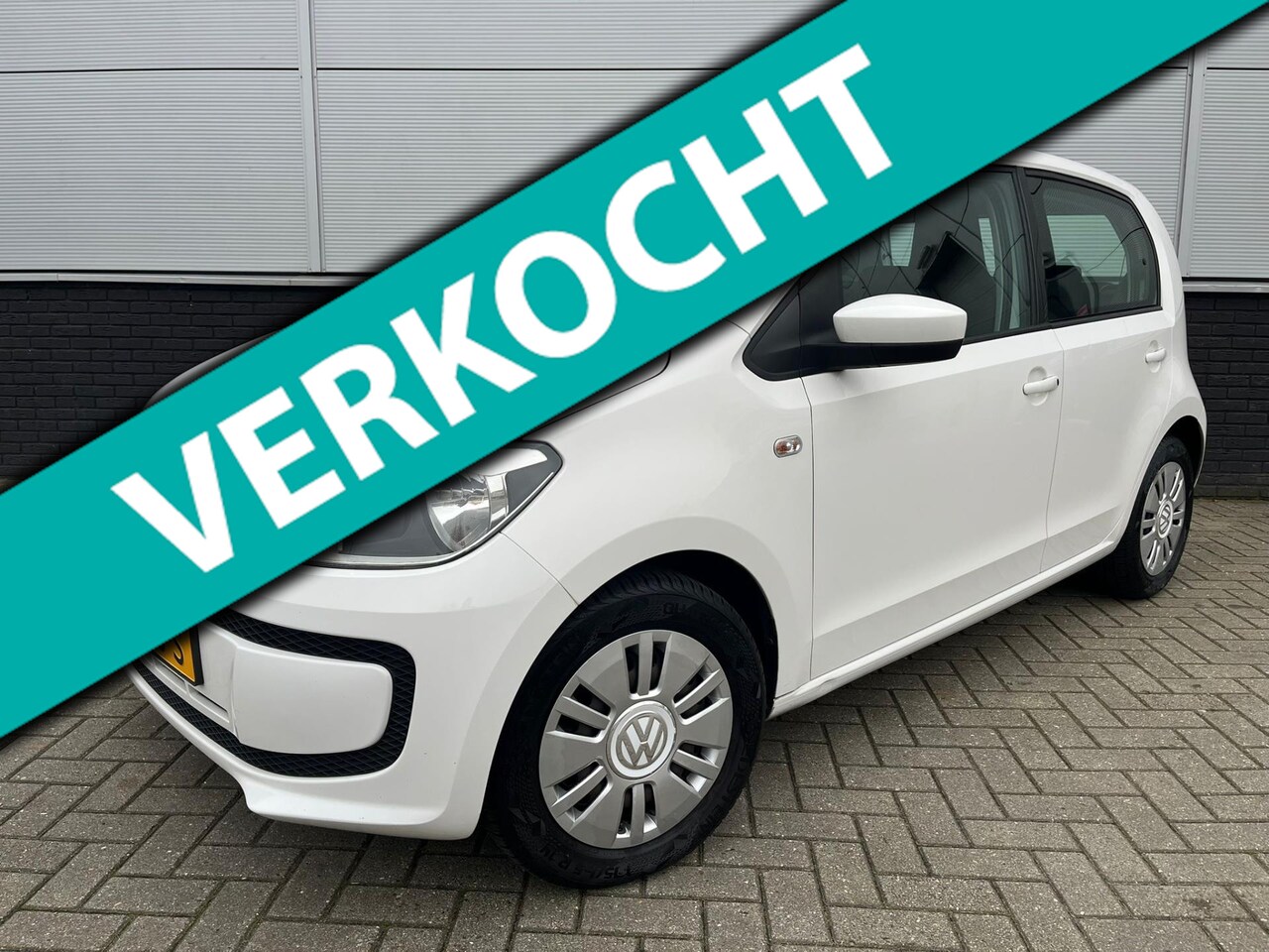 Volkswagen Up! - 1.0 5drs Move Up! BlueMotion Airco - bluetooth - Navi - NAP - isofix - Orig.NL-auto - AutoWereld.nl