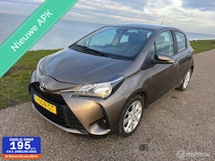 Toyota Yaris - 1.5 VVT-i Bi-Tone