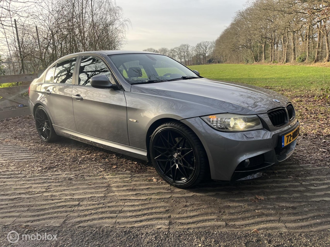BMW 3-serie - 318i M-Sport | Facelift | Xenon | 19 Inch | NAP - AutoWereld.nl