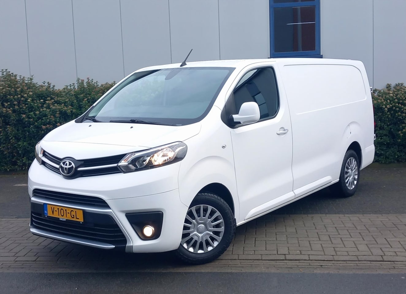 Toyota ProAce - 2.0 D-4D 122pk Professional Long Navigatie - AutoWereld.nl