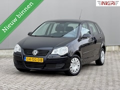 Volkswagen Polo - 1.4-16V Comfortline | Airco | NAP | 5-deurs | Parkeersensoren