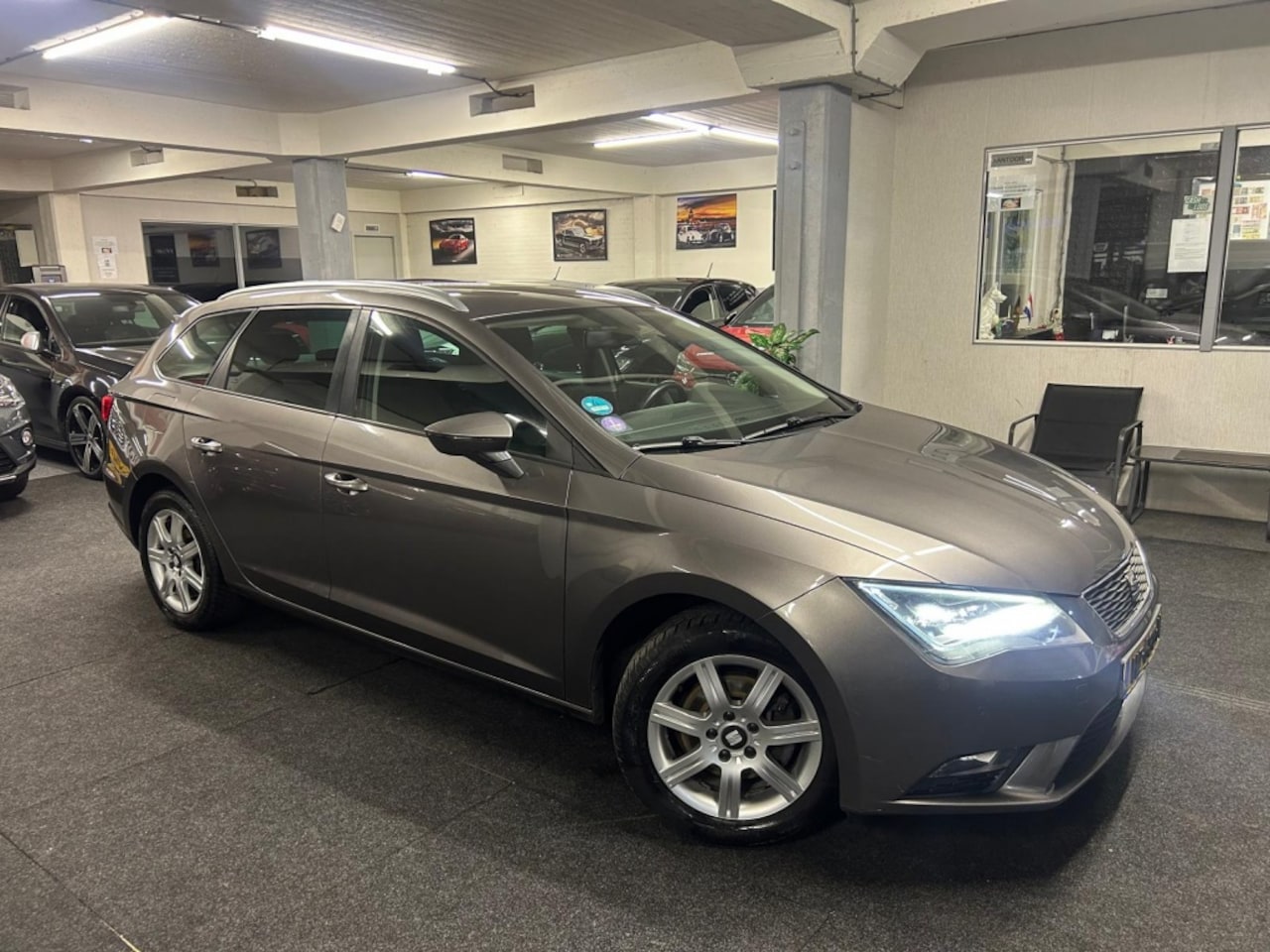 SEAT Leon ST - 1.2 TSI *Automaat*NAVI*LED*2015 - AutoWereld.nl
