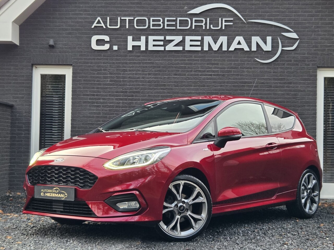 Ford Fiesta - 1.0 101PK ST-Line 1e Eigenaar DealerOH FULL Led Spoiler 18” LMV CARPLAY - AutoWereld.nl