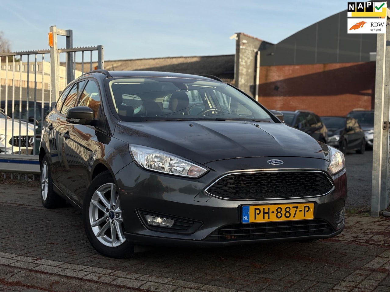 Ford Focus Wagon - 1.0 Lease Edition | Apple CarPlay | Navigatie | 16” LMV | Climate control | - AutoWereld.nl