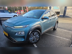 Hyundai Kona Electric - EV Fashion 64 kWh | NL-AUTO | TREKHAAK | CAMERA | DODE HOEK | LANE ASSIST | PARK SENS | CR