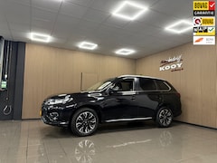 Mitsubishi Outlander - 2.0 PHEV Premium * Afn. Trekhaak / Camera / LED / 18" LM Velgen / NL Auto