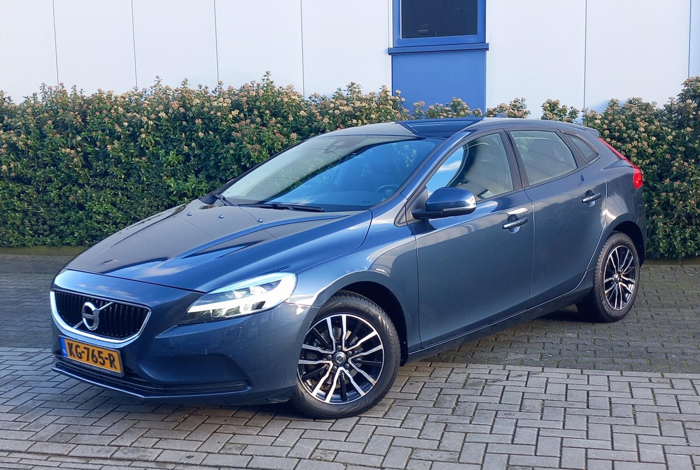 Volvo V40 - 2.0 D2 120PK Kinetic Navigatie - AutoWereld.nl