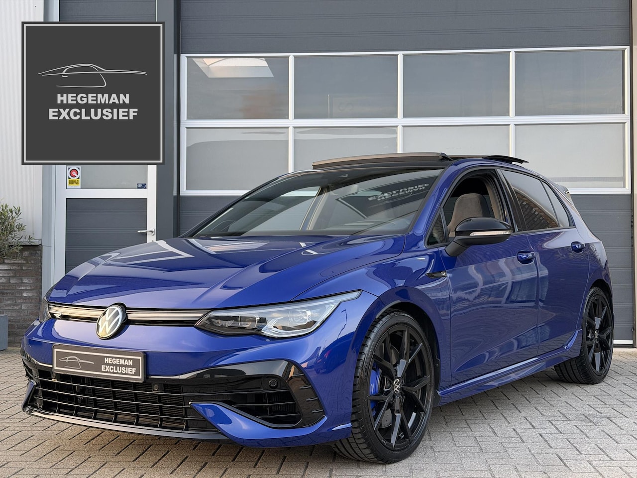 Volkswagen Golf - 2.0 TSI R PERFORMANCE 4Motion | Schuif-kanteldak | AKRA | H/K | SFEER | HuD | Camera | KEY - AutoWereld.nl