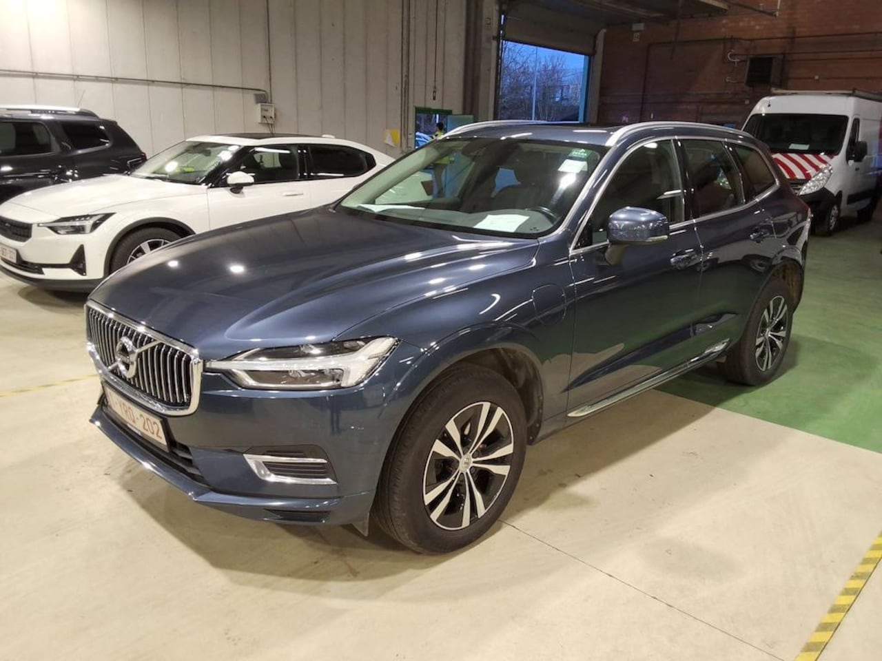 Volvo XC60 - 2.0 Recharge T6 AWD Inscription Expression Dak Apple carplay Leer Navi Trekhaak Keyless Te - AutoWereld.nl