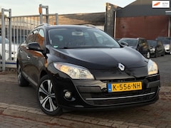 Renault Mégane Estate - 1.4 TCe Bose | Nwe D-Ketting | Trekhaak | Navigatie | Half Leder |