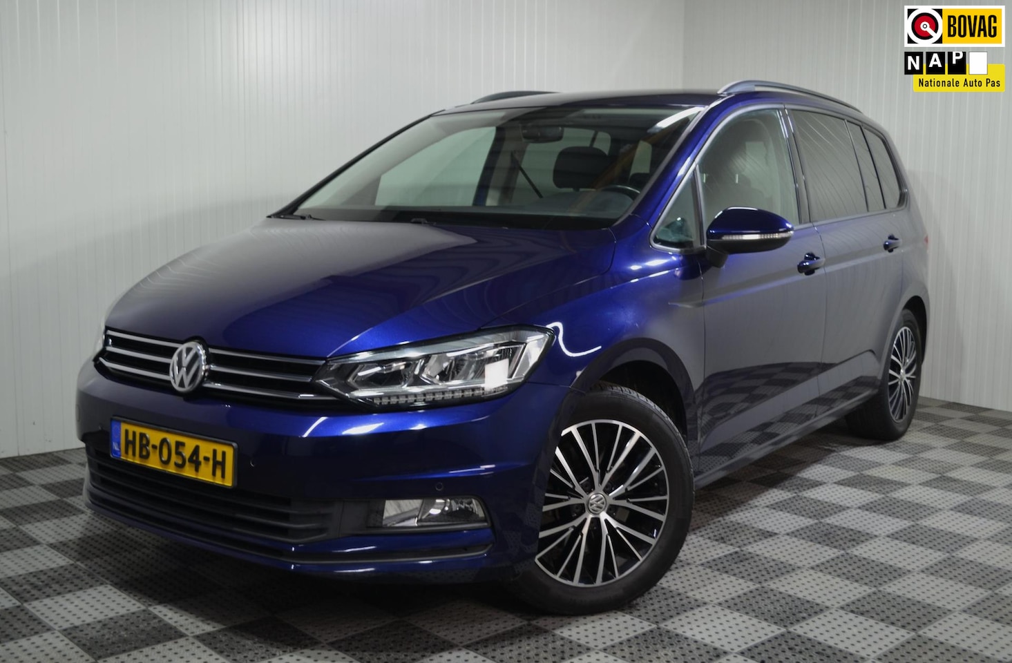 Volkswagen Touran - 1.4 TSI Comfortline 7p / Carplay / Pdc / NL auto - AutoWereld.nl
