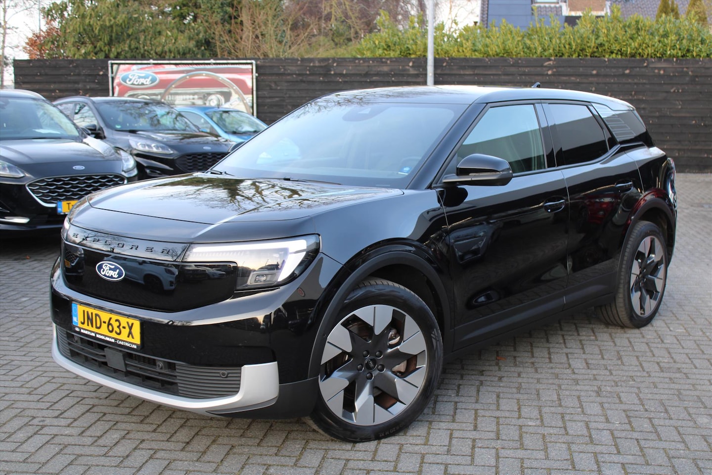 Ford Explorer - AWD Extended Range 79kWh 340pk/250kw Premium, Panoramadak, Warmtepomp, Driver Assistance P - AutoWereld.nl