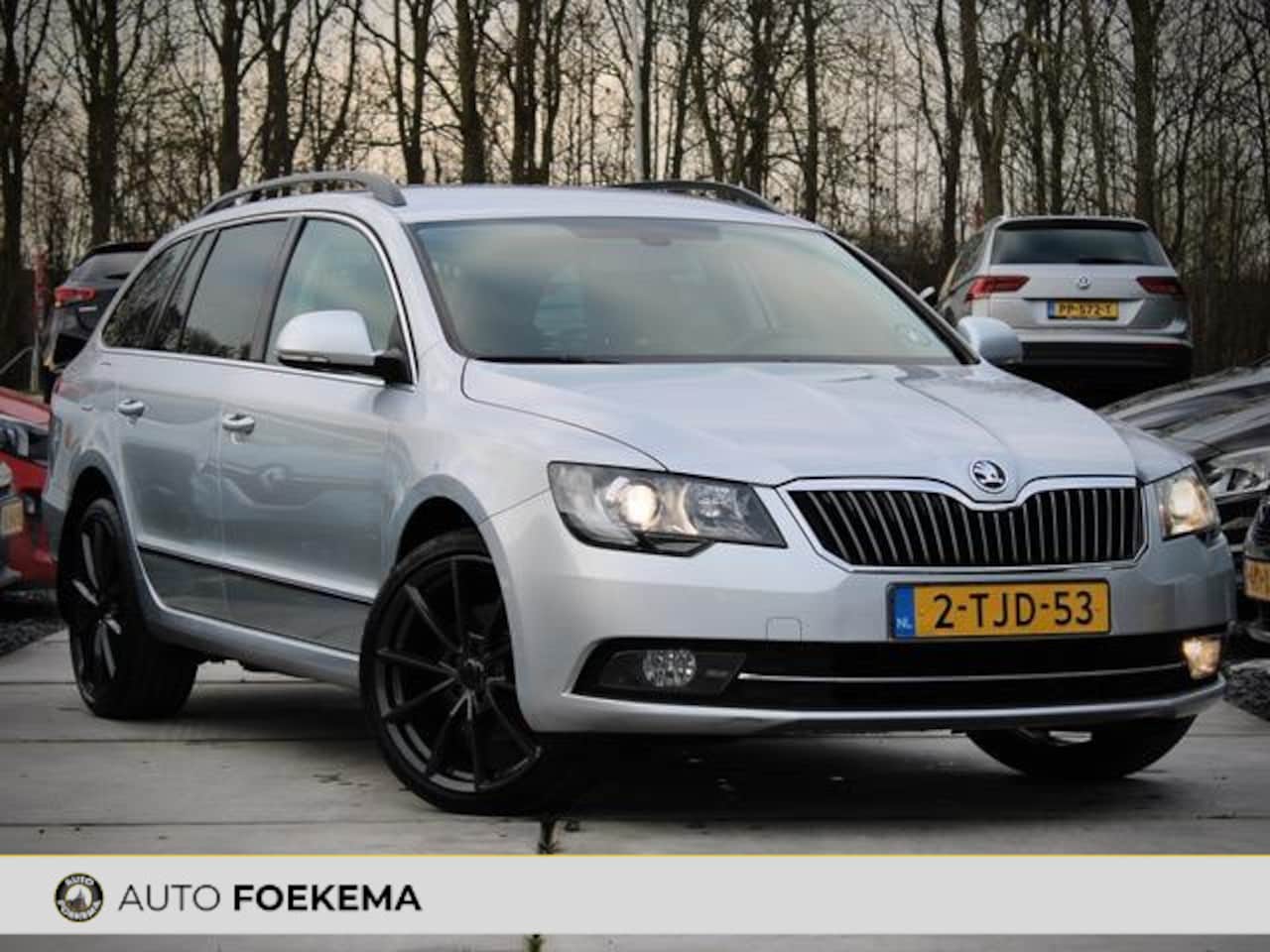 Skoda Superb Combi - 1.8 TSI Ambition 1.8 TSI Ambition, Automaat, Trekhaak etc. - AutoWereld.nl