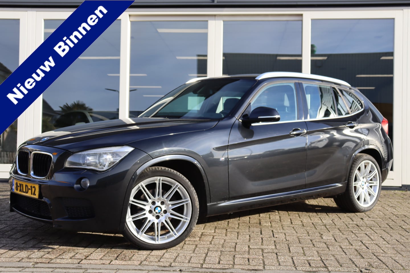 BMW X1 - sDrive20i M Sport High Executive, Automaat, Cruise Control, Climate Control, Schuif/Kantel - AutoWereld.nl