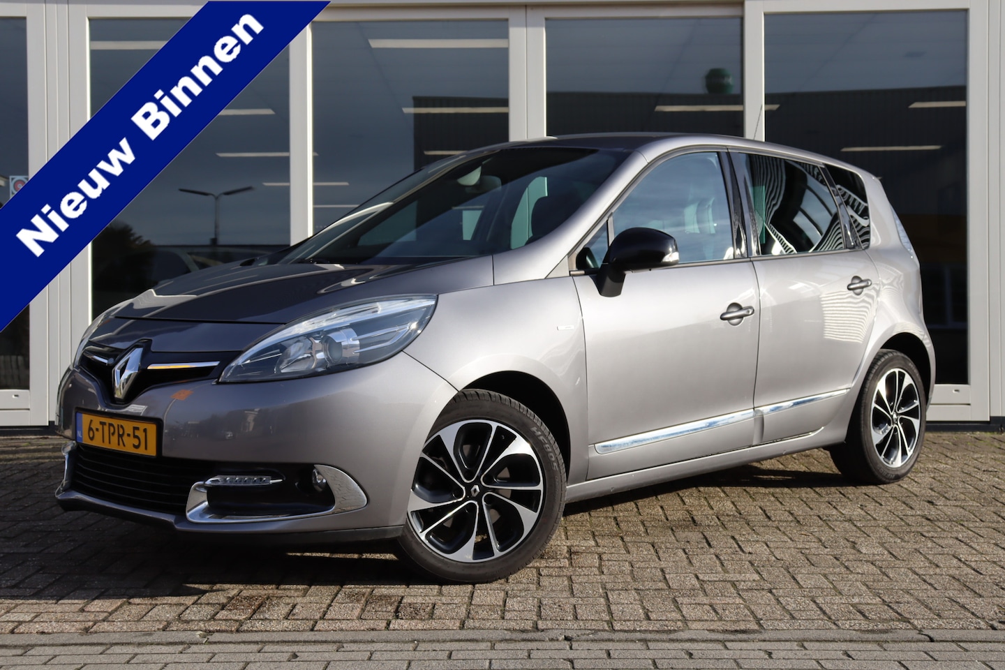 Renault Scénic - 1.2 TCe Bose 1.2 TCe Bose, Cruise Control, Climate Control, Navigatie, Trekhaak, PDC A, Prijs Is Rijkla - AutoWereld.nl
