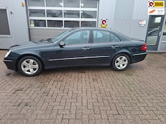 Mercedes-Benz E-klasse - 240 Avantgarde Xenon Elec. Stoelen 2e eigenaar