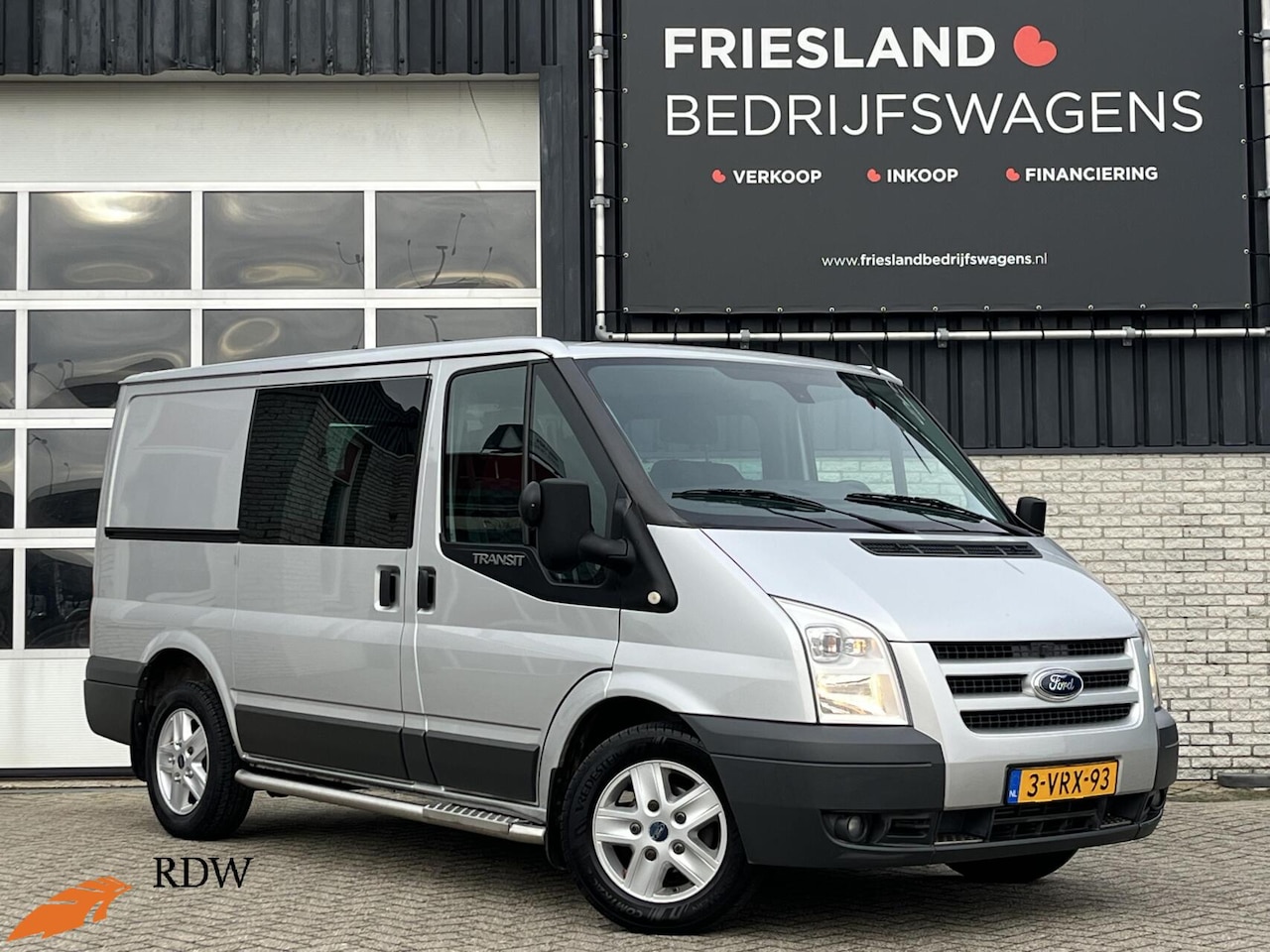 Ford Transit - 260S 140pk Limited Edition Dubbele Cabine Trekhaak/Navi/Cruise/Bluetooth/16" - AutoWereld.nl