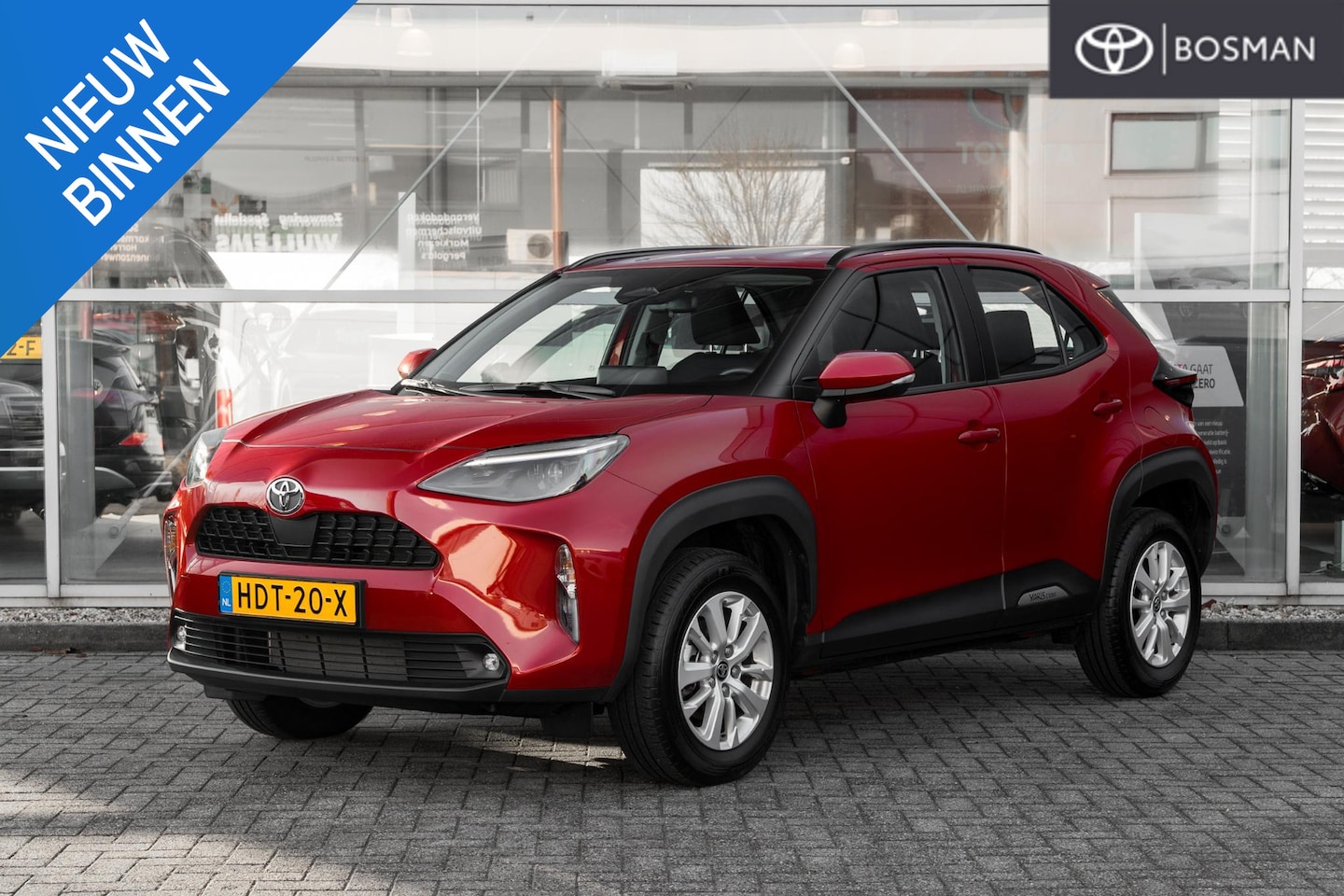 Toyota Yaris Cross - 1.5 Hybrid 115 Active NL AUTO | LAGE KM - AutoWereld.nl