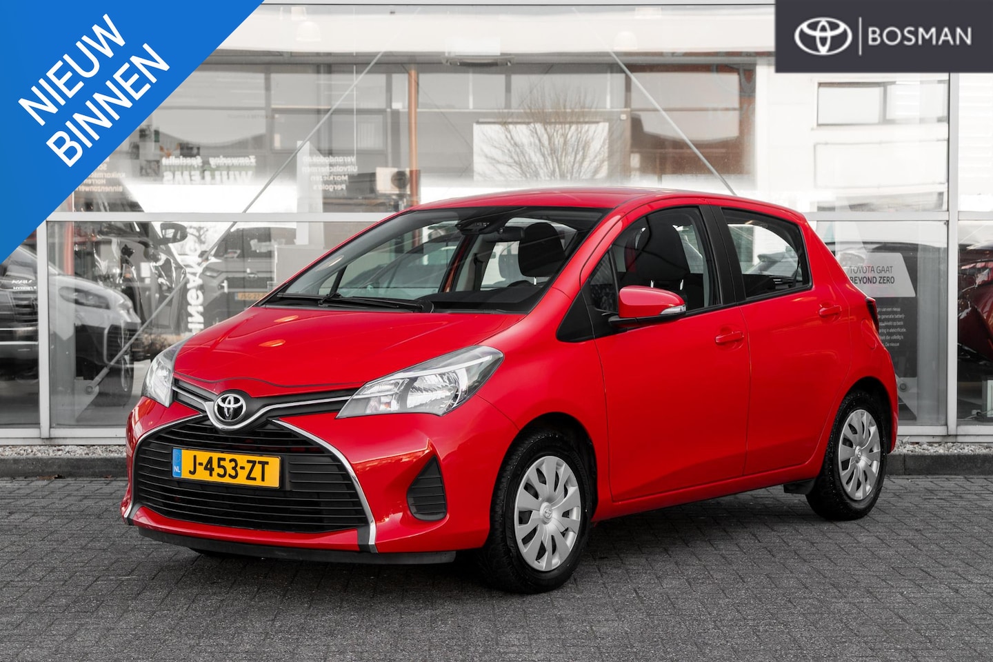 Toyota Yaris - 1.3 VVT-i Aspiration 1.3 VVT-i Aspiration - AutoWereld.nl