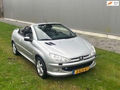 Peugeot 206 CC - 1.6-16V |Airco|APK|Nieuwe Koppeling|