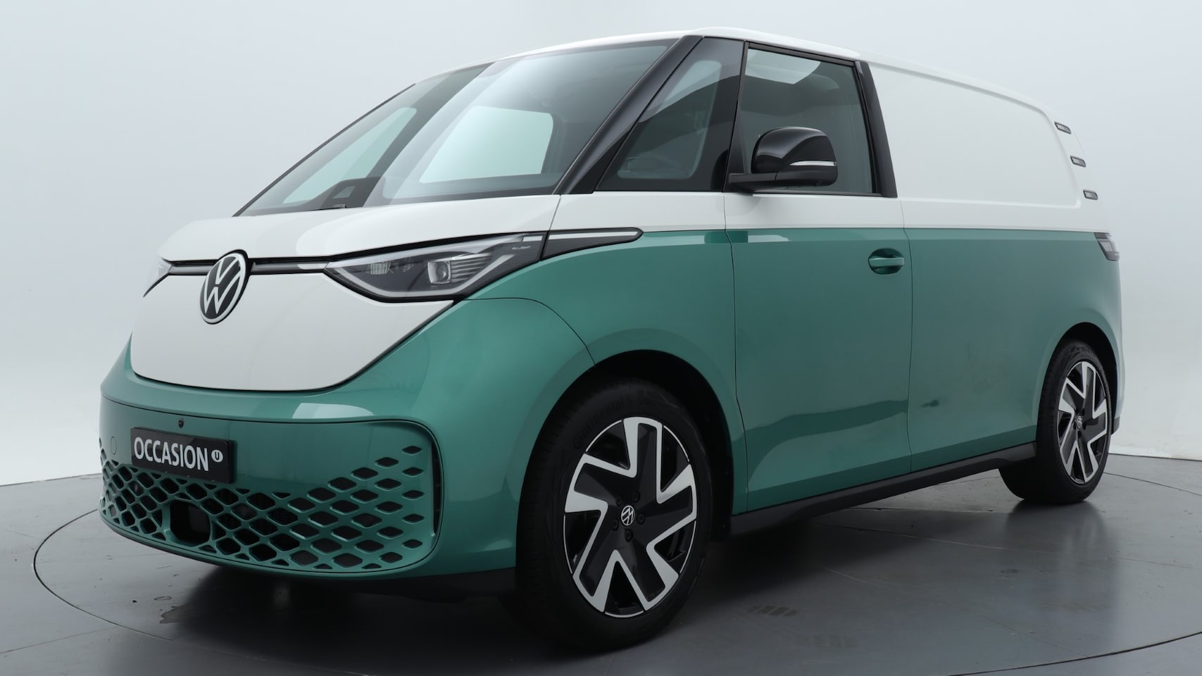 Volkswagen ID. Buzz Cargo - L1H1 79kWh 210kW 286PK RWD Anniversary-Edition / Direct leverbaar - AutoWereld.nl