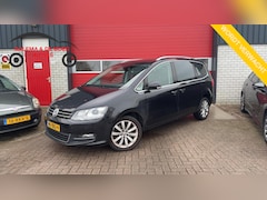 Volkswagen Sharan - 1.4 TSI Highline 7p. AUTOMAAT / TREKHAAK / CAMERA / ALCANTARA / NAVI / STOELVERW / CLIMA /