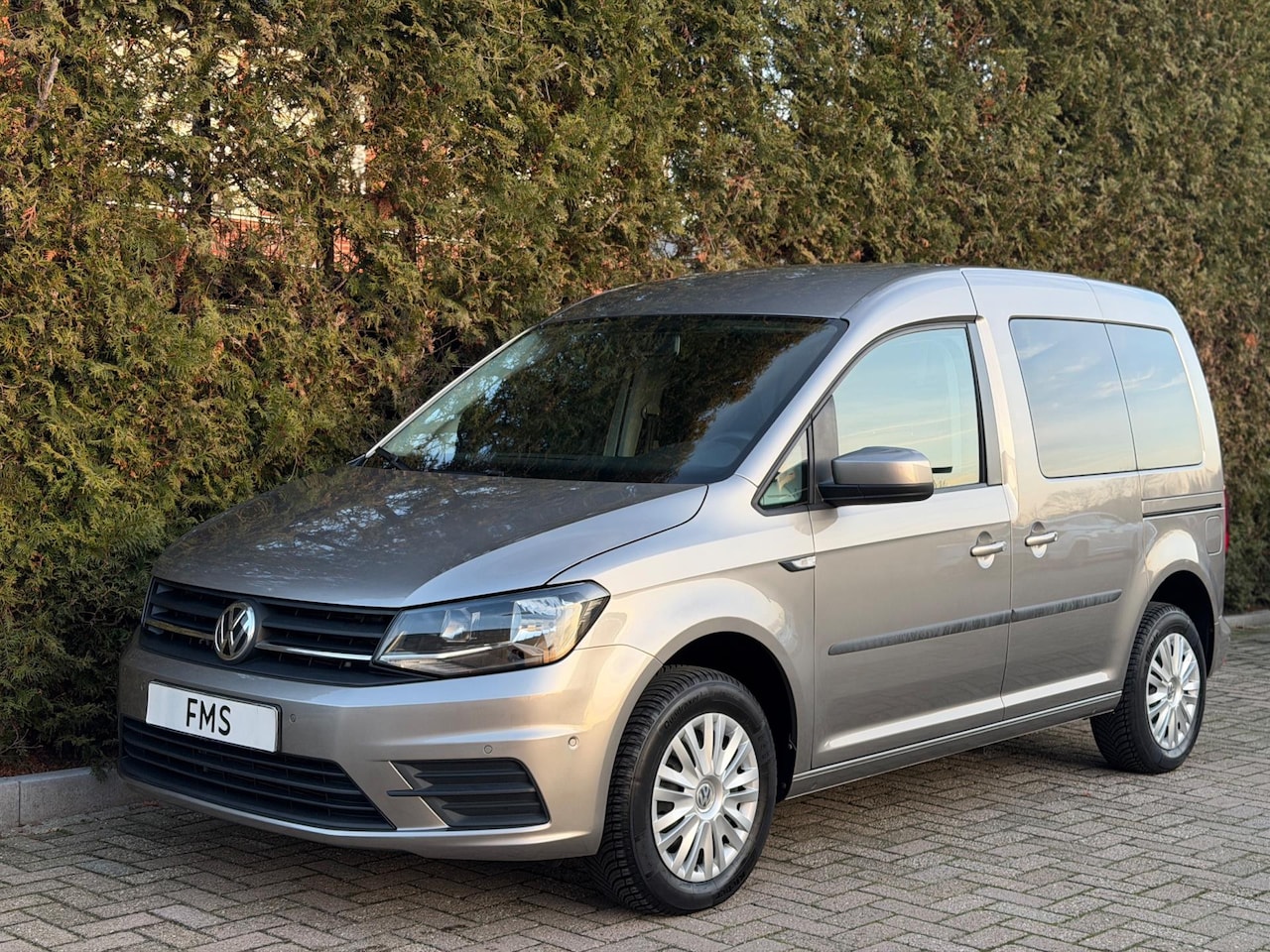 Volkswagen Caddy - 1.0 TSI Comfortline CarPlay Trekhaak - AutoWereld.nl