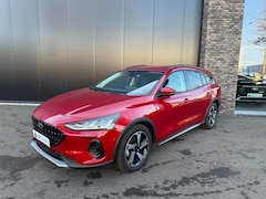 Ford Focus Wagon - 1.0 Eco 155pk AUT Hybrid Active X Leder, B&O, Adop cruise, Navi groot, BLIS etc. etc