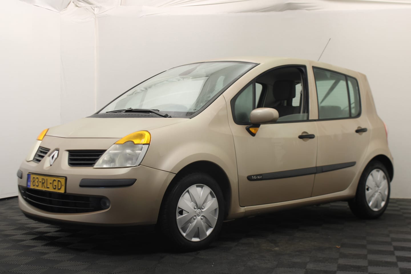 Renault Modus - 1.6-16V Tech Line 1.6-16V Tech Line - AutoWereld.nl