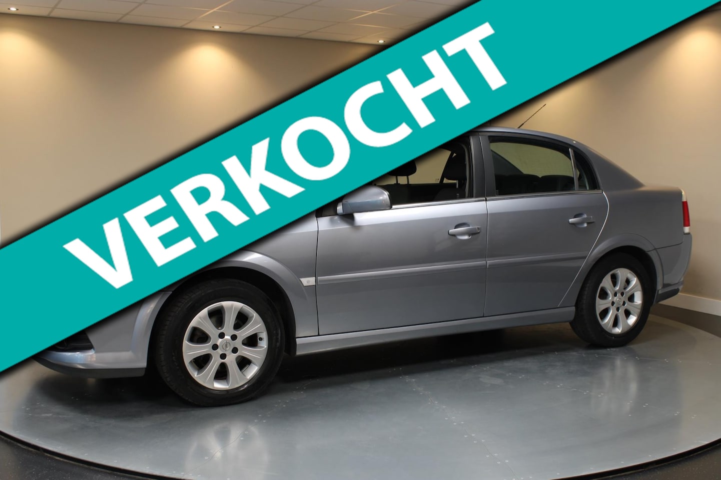 Opel Vectra - 1.8-16V Business *Trekhaak* Airco|Cruise|NAP - AutoWereld.nl
