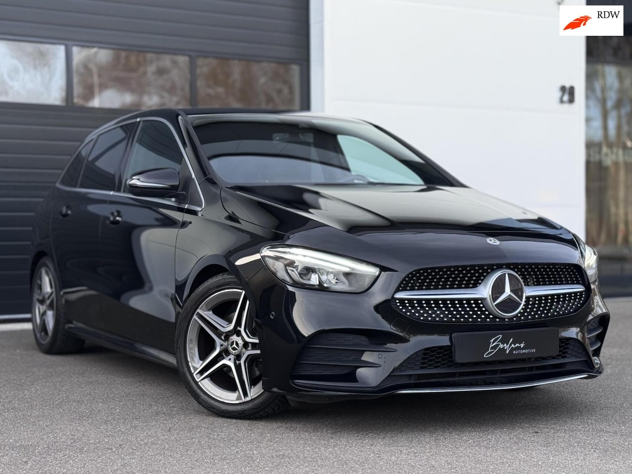 Mercedes-Benz B-klasse - 200 Business Solution AMG Camera | 163PK - AutoWereld.nl