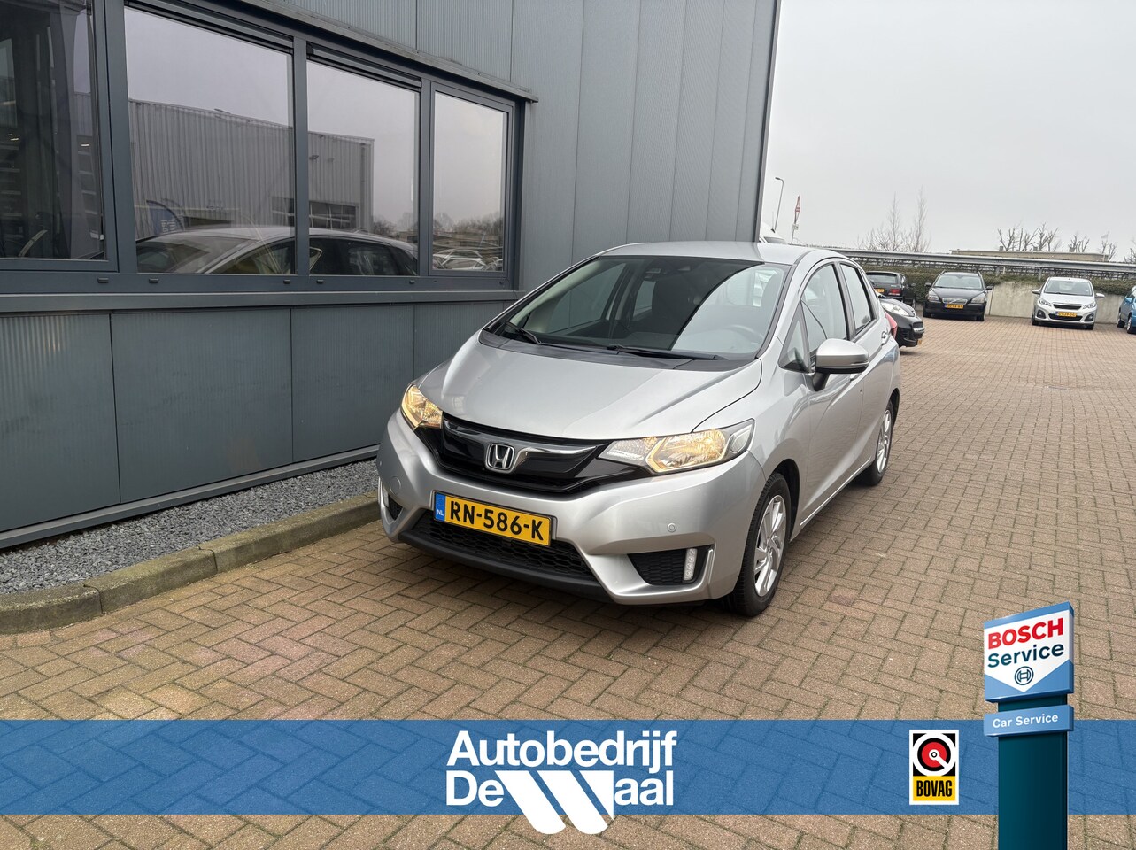 Honda Jazz - 1.3 i-VTEC Comfort Automaat NAVI/CRUISE/AIRCO/DAB/PDC/TREKHAAK/STOELVERWARMING - AutoWereld.nl