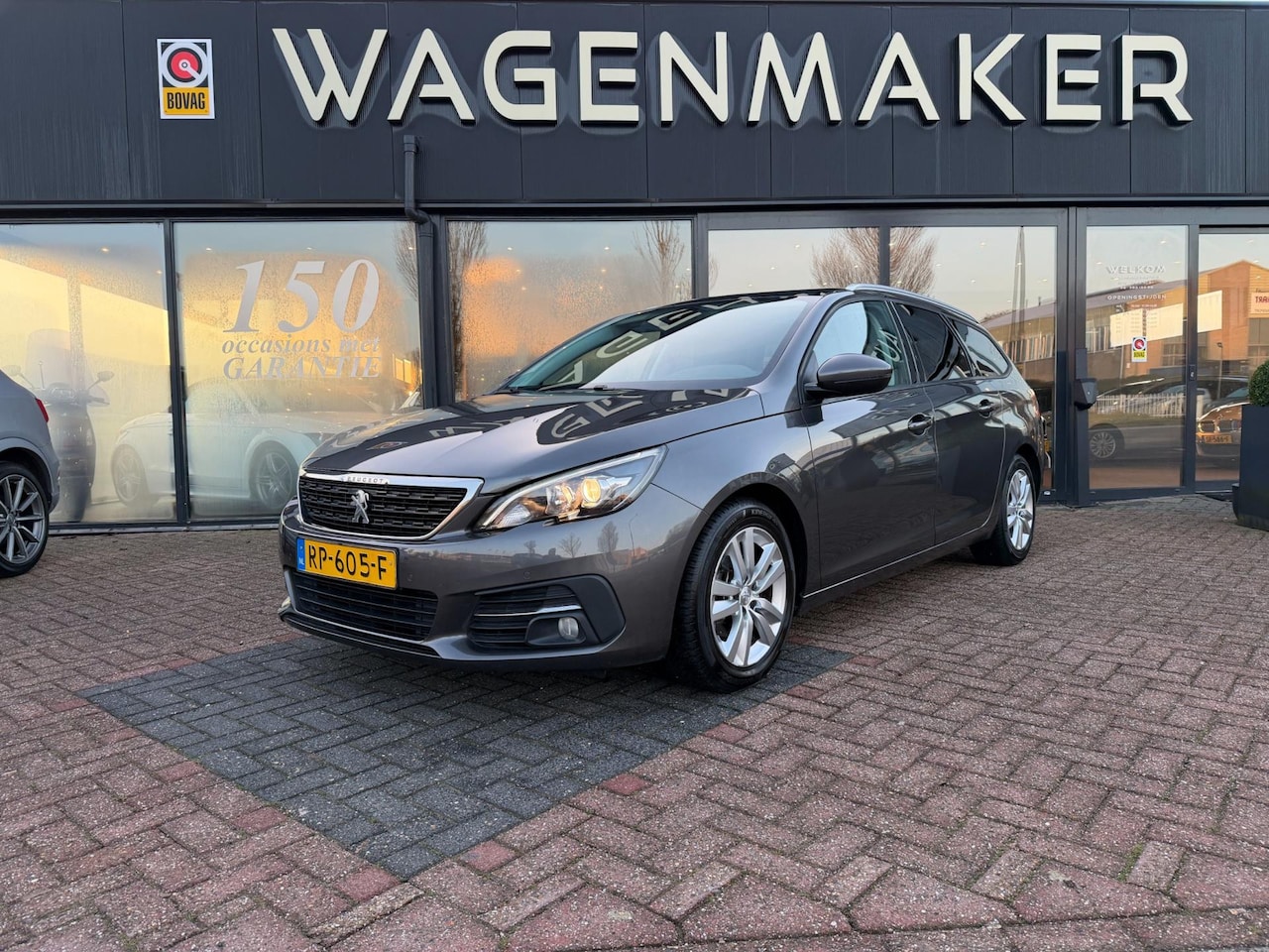 Peugeot 308 SW - 1.2 PureTech Blue Lease Executive NAV|Carplay - AutoWereld.nl