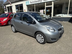 Toyota Yaris - 1.0 VVT-i Access 5drs, Airco, Centrale deurvergrendeling op afstand