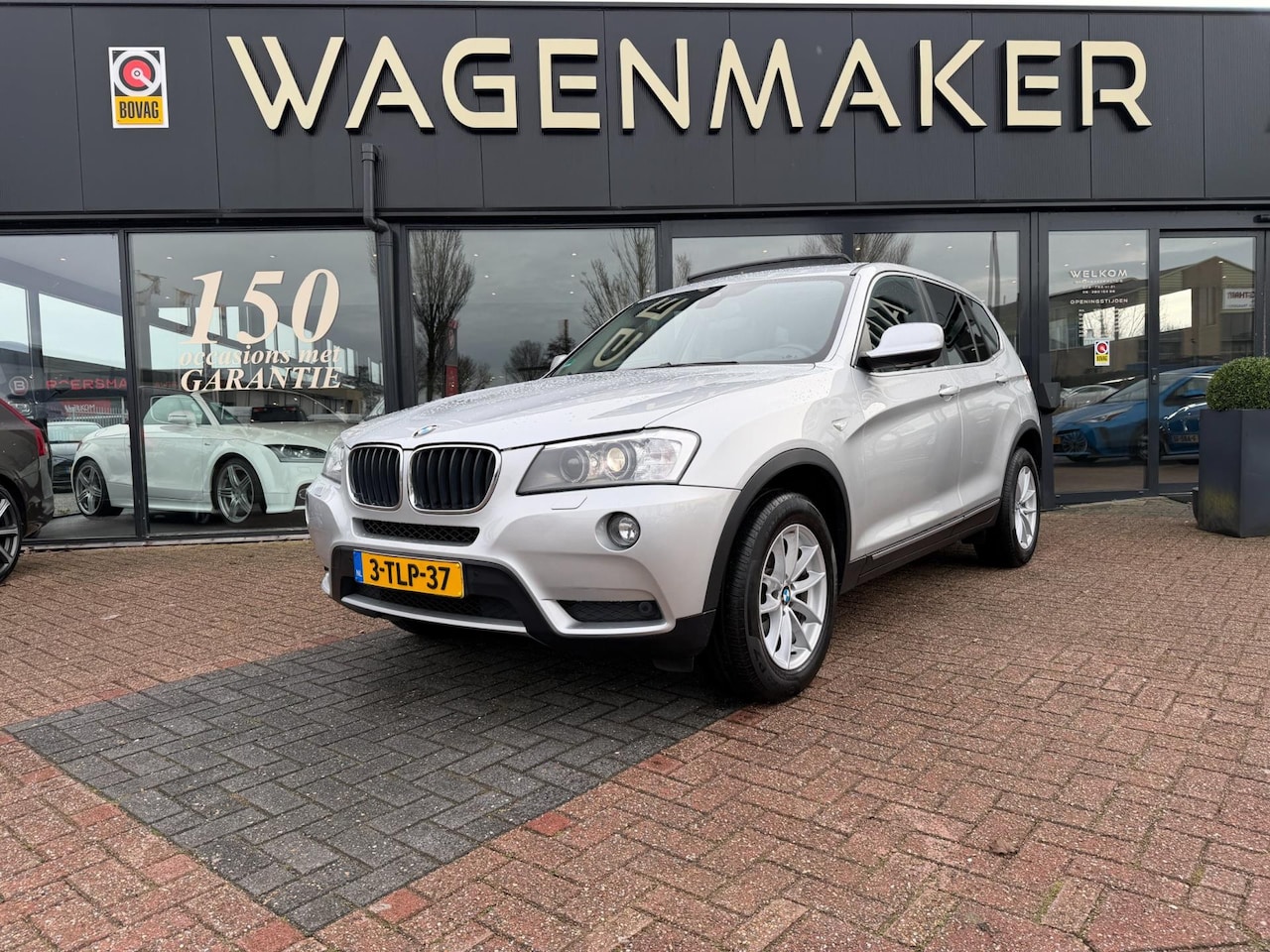 BMW X3 - XDrive20i High Executive AUT|NAV|CAM|PANO|DEALERAUTO - AutoWereld.nl