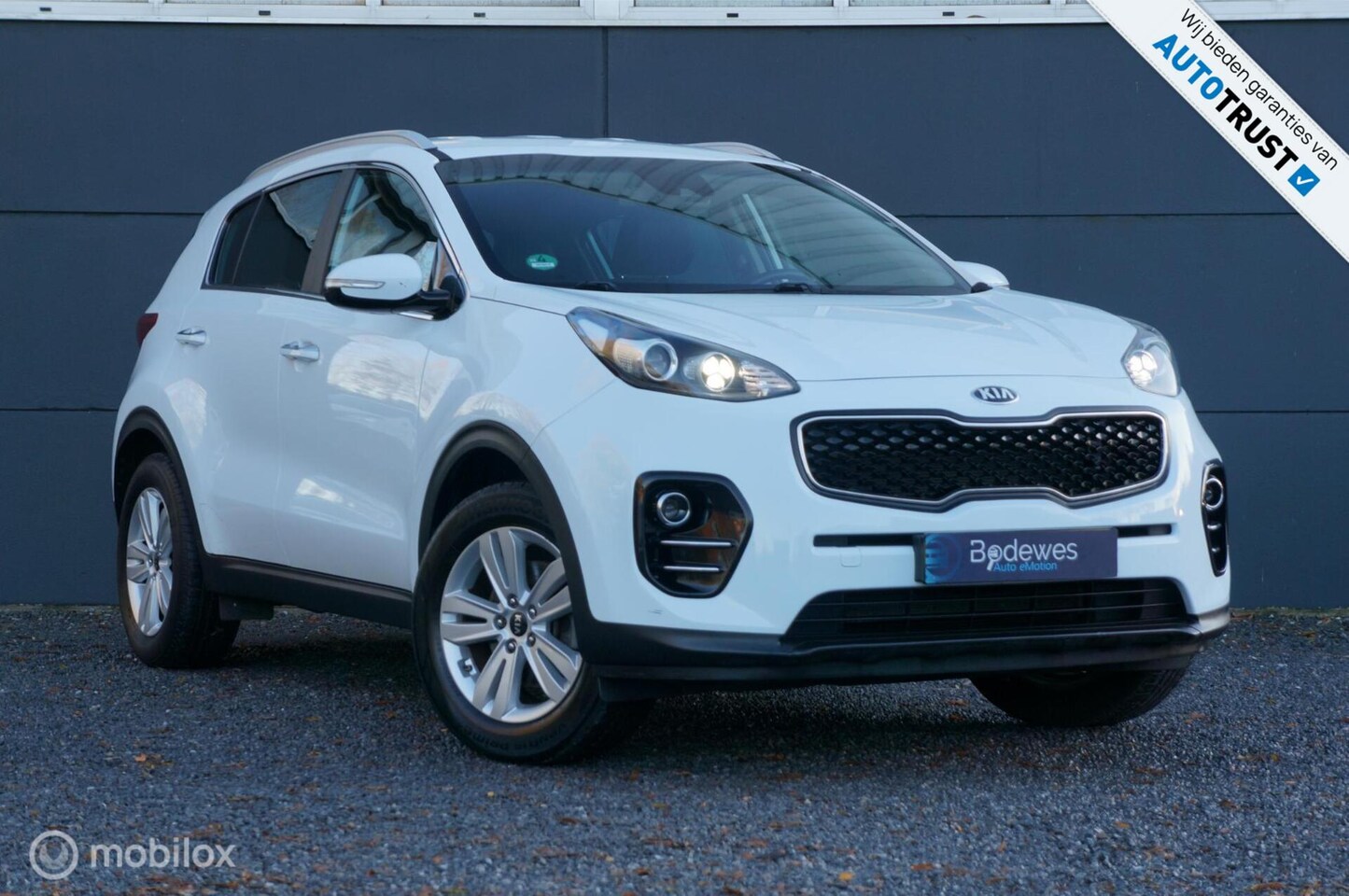 Kia Sportage - 1.6 GDI DynamicLine Leder Pakket Navi Cam Apps! - AutoWereld.nl