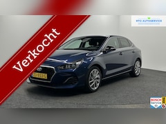 Hyundai i30 Fastback - 1.0 T-GDI Premium CAMERA TREKHAAK NAVI CRUISE ECC