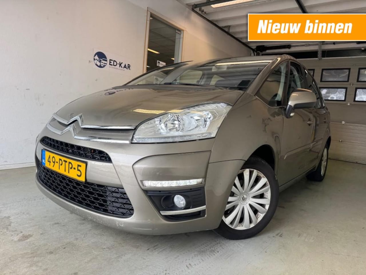Citroën C4 Picasso - 1.6 THP Tendance EGS CLIMA NAVI PANO DEALER AUTO NAP APK - AutoWereld.nl
